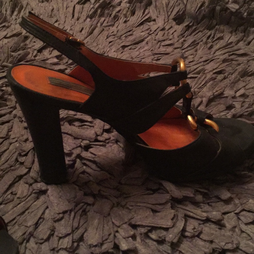Great All Leather shoe with gold metal links SALE - Picture 4 of 4